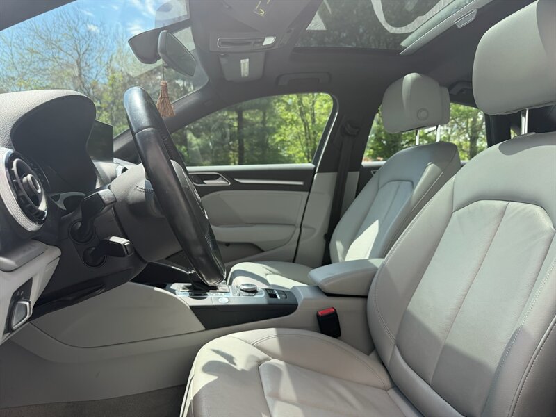 2016 Audi A3 2.0T quattro Premium - Photo 8 - Jonestown, PA 17038