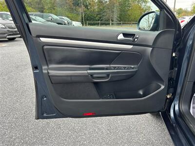 2010 Volkswagen Jetta Limited Edition PZEV   - Photo 9 - Jonestown, PA 17038