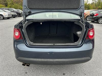 2010 Volkswagen Jetta Limited Edition PZEV   - Photo 8 - Jonestown, PA 17038