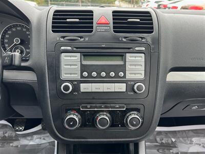 2010 Volkswagen Jetta Limited Edition PZEV   - Photo 17 - Jonestown, PA 17038