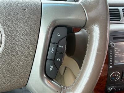 2012 Chevrolet Suburban LTZ   - Photo 27 - Jonestown, PA 17038