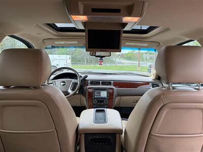 2012 Chevrolet Suburban LTZ   - Photo 19 - Jonestown, PA 17038