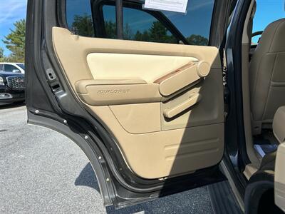 2007 Ford Explorer Eddie Bauer   - Photo 12 - Jonestown, PA 17038