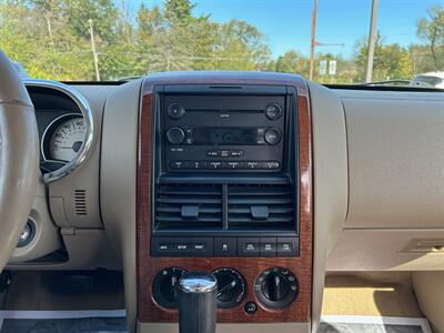 2007 Ford Explorer Eddie Bauer   - Photo 20 - Jonestown, PA 17038