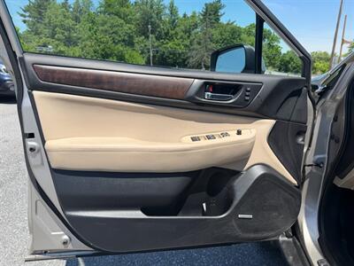 2016 Subaru Outback 3.6R Limited   - Photo 9 - Jonestown, PA 17038