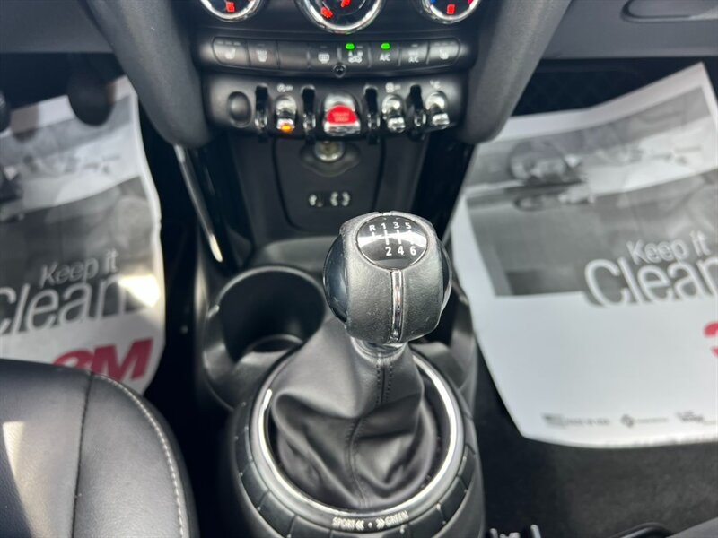 2016 MINI Hardtop 2 Door Cooper   - Photo 27 - Jonestown, PA 17038