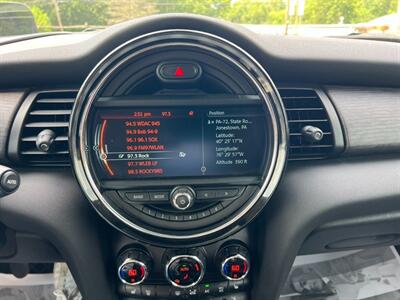 2016 MINI Hardtop 2 Door Cooper   - Photo 21 - Jonestown, PA 17038