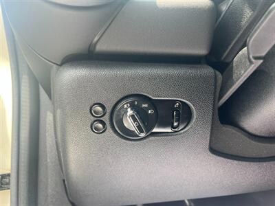 2016 MINI Hardtop 2 Door Cooper   - Photo 12 - Jonestown, PA 17038