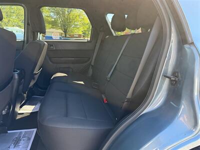 2012 Ford Escape XLT   - Photo 11 - Jonestown, PA 17038