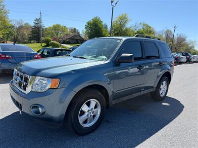 2012 Ford Escape XLT   - Photo 2 - Jonestown, PA 17038