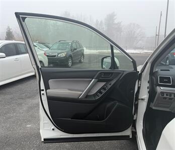 2018 Subaru Forester 2.5i Premium   - Photo 9 - Jonestown, PA 17038