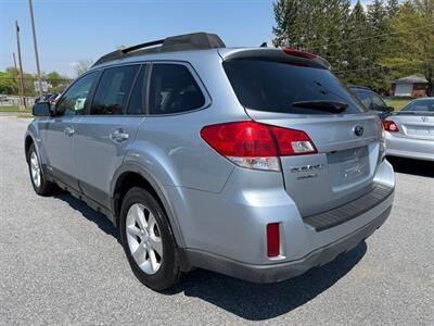 2013 Subaru Outback 2.5i Limited - Photo 8 - Jonestown, PA 17038