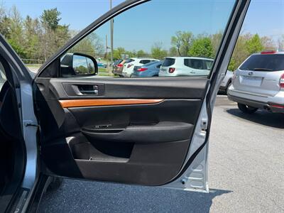 2013 Subaru Outback 2.5i Limited - Photo 18 - Jonestown, PA 17038