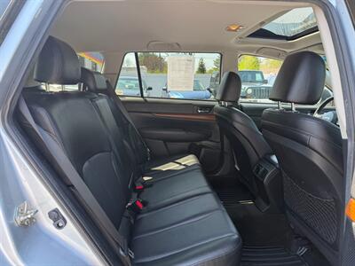 2013 Subaru Outback 2.5i Limited - Photo 16 - Jonestown, PA 17038