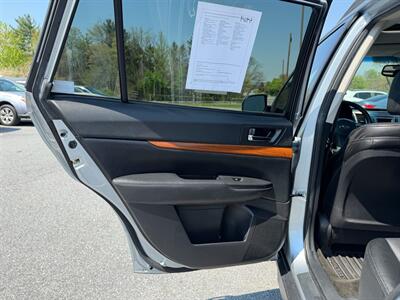 2013 Subaru Outback 2.5i Limited - Photo 12 - Jonestown, PA 17038