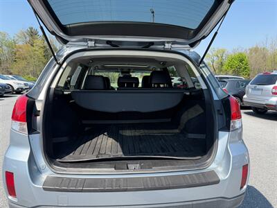 2013 Subaru Outback 2.5i Limited - Photo 14 - Jonestown, PA 17038