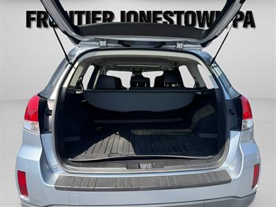2013 Subaru Outback 2.5i Limited - Photo 14 - Jonestown, PA 17038