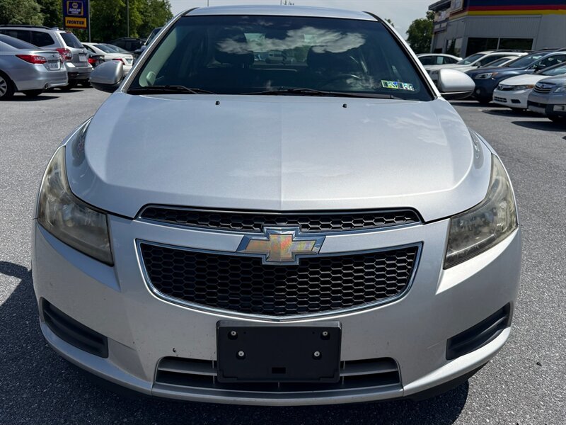 2012 Chevrolet Cruze LT - Photo 3 - Jonestown, PA 17038