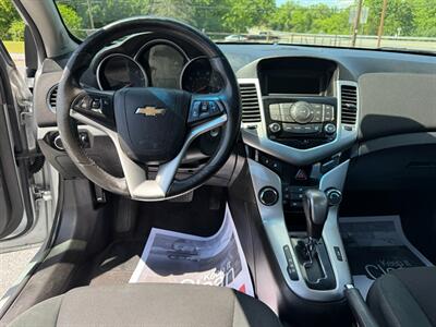 2012 Chevrolet Cruze LT - Photo 15 - Jonestown, PA 17038
