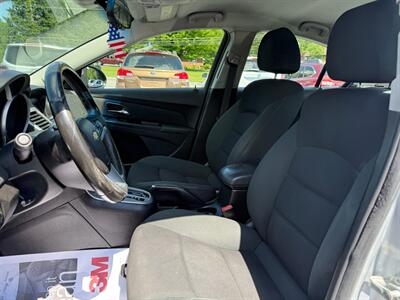 2012 Chevrolet Cruze LT - Photo 10 - Jonestown, PA 17038