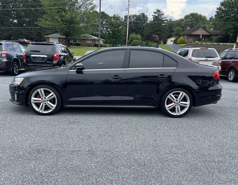 2015 Volkswagen Jetta GLI SE - Photo 1 - Jonestown, PA 17038