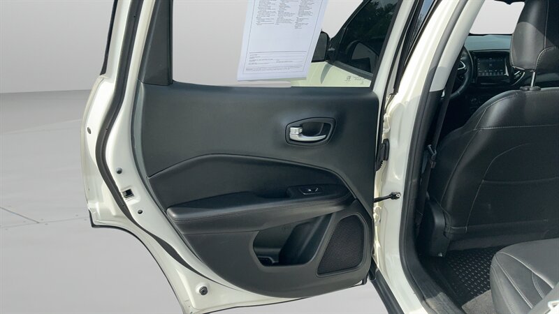 2018 Jeep Compass Latitude - Photo 14 - Millerstown, PA 17062