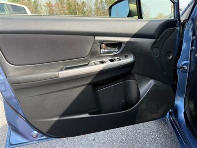2015 Subaru Impreza 2.0i Premium   - Photo 9 - Jonestown, PA 17038
