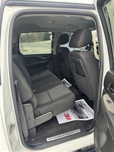 2011 GMC Sierra 1500 SLE   - Photo 8 - Jonestown, PA 17038