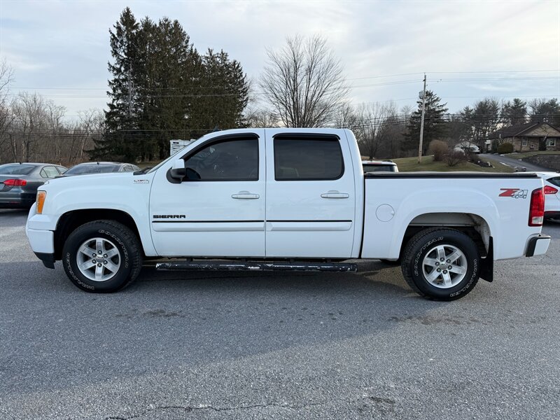2011 GMC Sierra 1500 SLE's photo