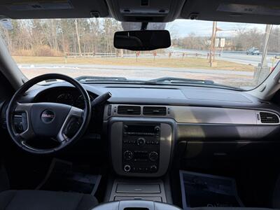 2011 GMC Sierra 1500 SLE   - Photo 18 - Jonestown, PA 17038