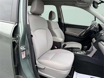 2016 Subaru Forester 2.5i Premium   - Photo 22 - Jonestown, PA 17038