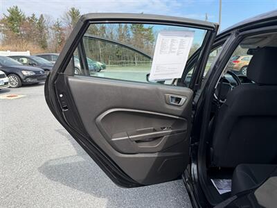 2014 Ford Fiesta SE   - Photo 12 - Jonestown, PA 17038
