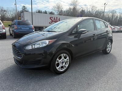 2014 Ford Fiesta SE   - Photo 2 - Jonestown, PA 17038