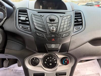 2014 Ford Fiesta SE   - Photo 21 - Jonestown, PA 17038