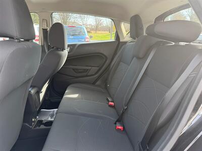2014 Ford Fiesta SE   - Photo 13 - Jonestown, PA 17038