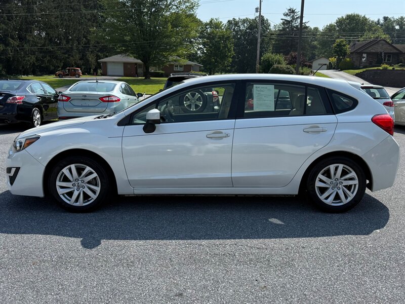 2016 Subaru Impreza 2.0i Premium - Photo 1 - Jonestown, PA 17038