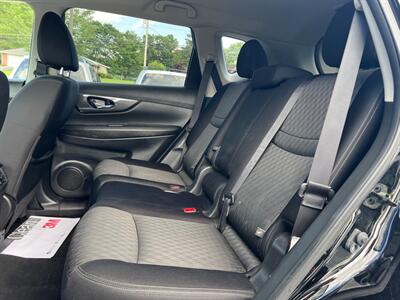 2018 Nissan Rogue S   - Photo 16 - Jonestown, PA 17038
