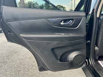 2018 Nissan Rogue S   - Photo 10 - Jonestown, PA 17038