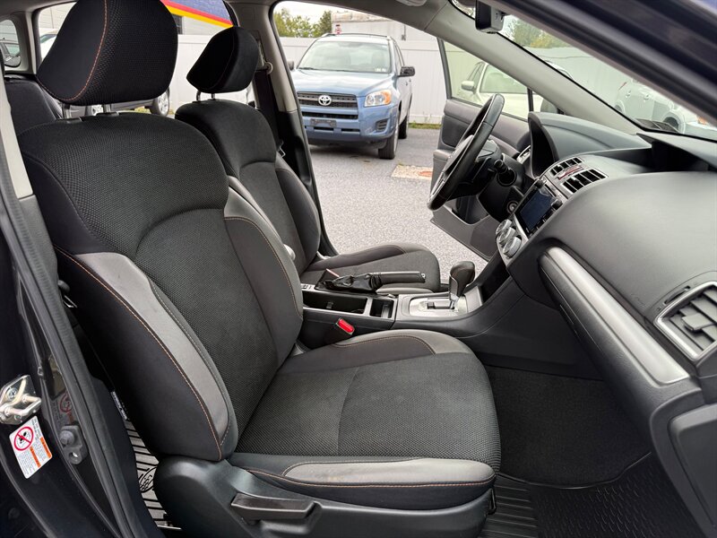 2017 Subaru Crosstrek 2.0i Premium photo 22