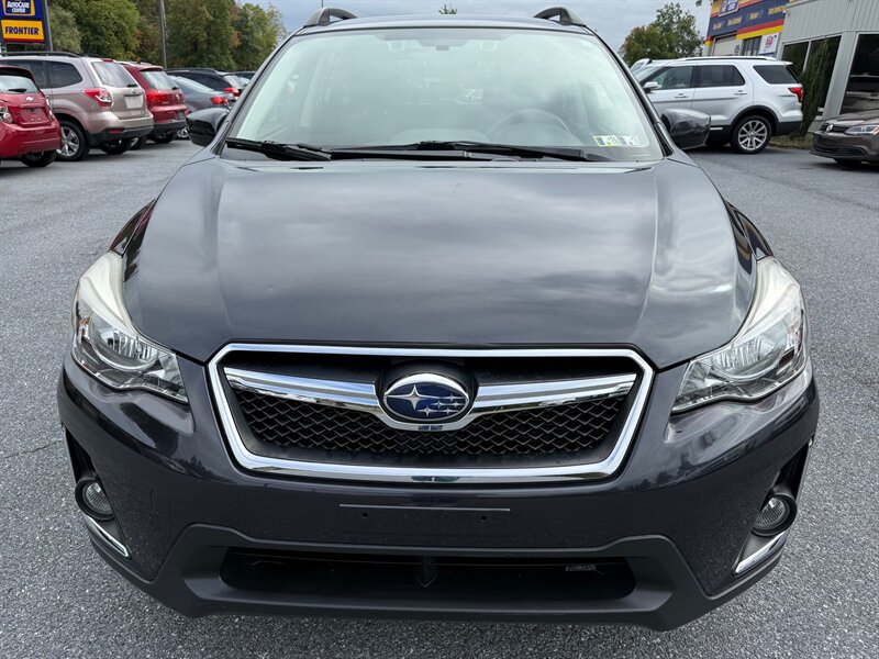 2017 Subaru Crosstrek 2.0i Premium photo 2