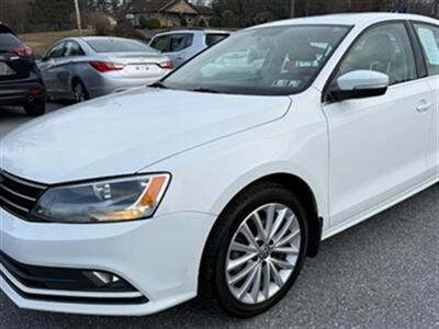 2015 Volkswagen Jetta SE   - Photo 2 - Jonestown, PA 17038