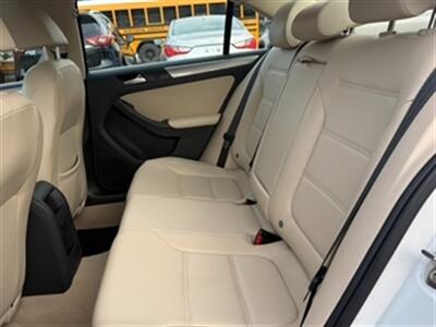 2015 Volkswagen Jetta SE   - Photo 20 - Jonestown, PA 17038