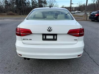 2015 Volkswagen Jetta SE   - Photo 11 - Jonestown, PA 17038
