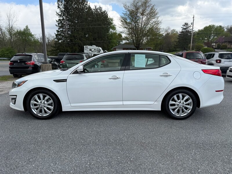 2015 Kia Optima EX   - Photo 1 - Jonestown, PA 17038