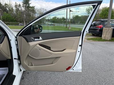 2015 Kia Optima EX   - Photo 23 - Jonestown, PA 17038