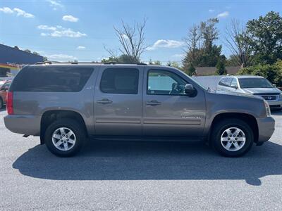 2011 GMC Yukon SLT   - Photo 6 - Jonestown, PA 17038