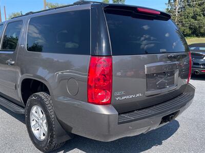 2011 GMC Yukon SLT   - Photo 10 - Jonestown, PA 17038