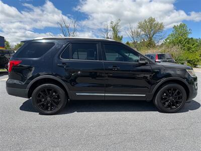 2017 Ford Explorer XLT - Photo 5 - Jonestown, PA 17038
