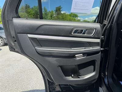 2017 Ford Explorer XLT - Photo 11 - Jonestown, PA 17038