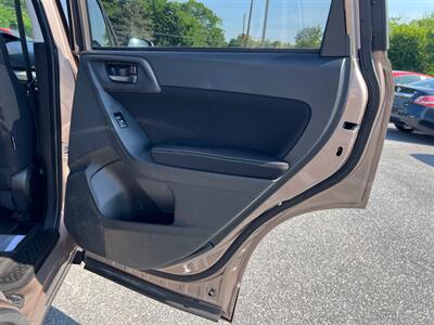 2014 Subaru Forester 2.5i Premium   - Photo 16 - Jonestown, PA 17038